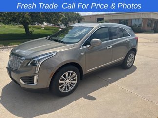 Used 2018 Cadillac XT5 Luxury w/ Driver Awareness Package image 1