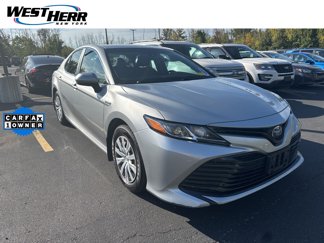 Used 2018 Toyota Camry LE image 1