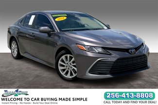 Used 2024 Toyota Camry LE image 1