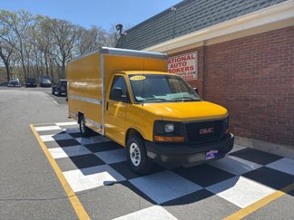 Used 2015 GMC Savana 3500 image 1