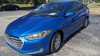 Used 2018 Hyundai Elantra SE image 1
