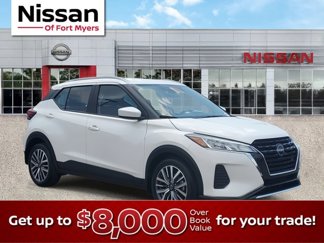 Used 2023 Nissan Kicks SV image 1