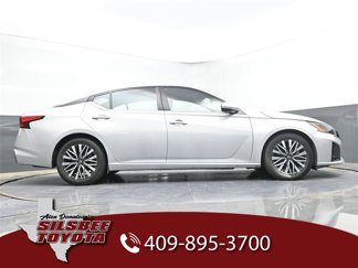 Used 2023 Nissan Altima 2.5 SV image 1