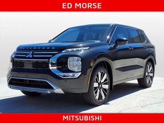 New 2025 Mitsubishi Outlander SE image 1