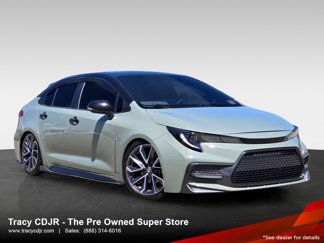 Used 2020 Toyota Corolla SE image 1