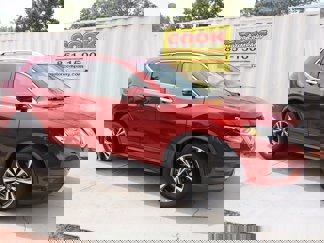 Used 2019 Nissan Rogue SV w/ Premium Package image 1