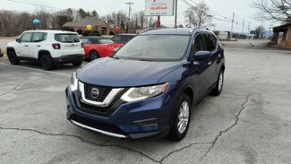 Used 2020 Nissan Rogue SV image 1