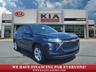 Used 2024 Chevrolet Trax LS w/ LS Convenience Package image 1
