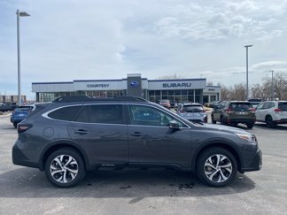 Used 2021 Subaru Outback Limited image 1