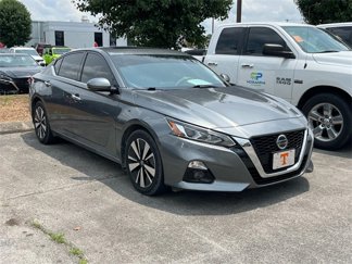 Used 2021 Nissan Altima 2.5 SL image 1