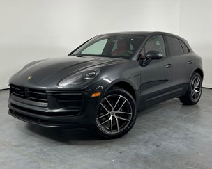 Used 2024 Porsche Macan image 1