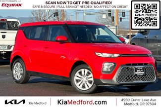 Used 2022 Kia Soul LX image 1
