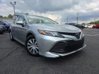 Used 2019 Toyota Camry LE image 1