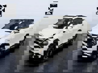 Used 2023 Kia Sportage LX image 1