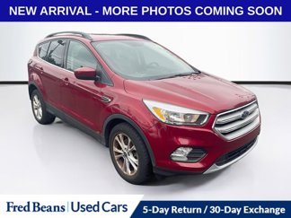 Used 2018 Ford Escape SE image 1