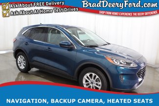 Used 2020 Ford Escape SE image 1