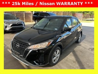 Used 2022 Nissan Kicks S image 1