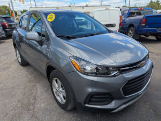 Used 2020 Chevrolet Trax LS w/ Tint and Cruise Package image 1