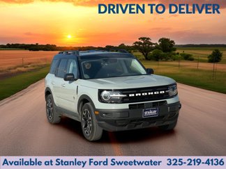 Used 2022 Ford Bronco Sport Outer Banks w/ Tech Package image 1