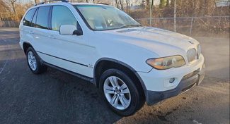 Used 2004 BMW X5 4.4i image 1