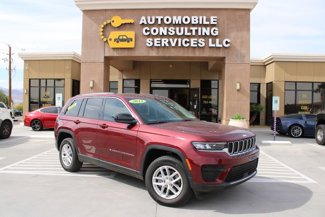 Used 2023 Jeep Grand Cherokee Laredo X image 1