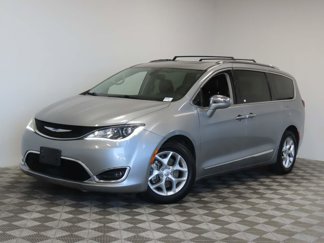 Used 2020 Chrysler Pacifica Limited image 1