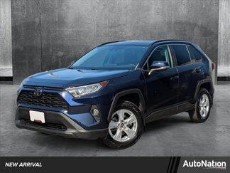 Used 2020 Toyota RAV4 XLE image 1
