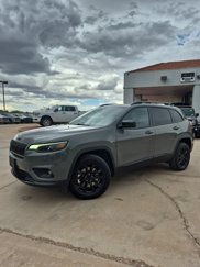 Used 2023 Jeep Cherokee Altitude Lux video 1