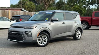 Used 2022 Kia Soul LX w/ Technology Package image 1