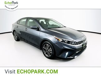 Used 2023 Kia Forte LXS image 1