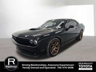 Used 2014 Dodge Challenger R/T image 1