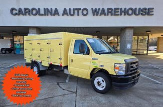 Used 2022 Ford E-450 and Econoline 450 Super Duty image 1