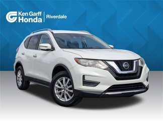Used 2018 Nissan Rogue SV image 1