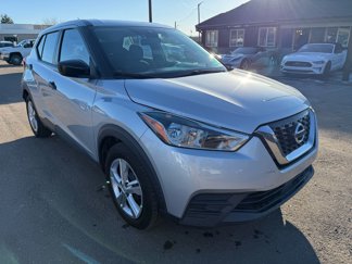 Used 2020 Nissan Kicks S image 1
