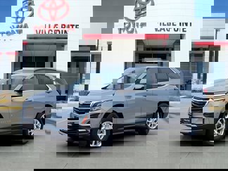 Used 2023 Chevrolet Equinox LT image 1