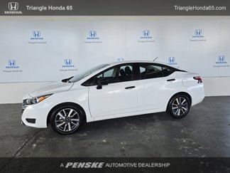 Used 2024 Nissan Versa S image 1