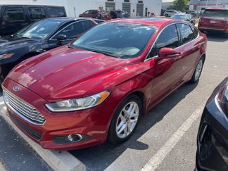 Used 2016 Ford Fusion SE w/ Equipment Group 202A image 1
