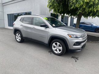 Used 2022 Jeep Compass Latitude w/ Convenience Group image 1