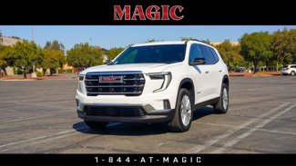Used 2024 GMC Acadia Elevation image 1