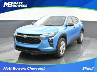 Used 2025 Chevrolet Trax LS image 1