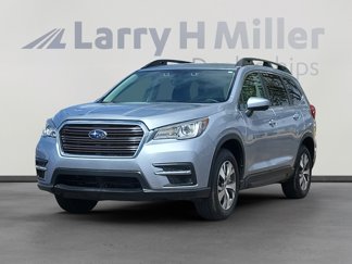 Used 2022 Subaru Ascent Premium w/ Convenience Package image 1