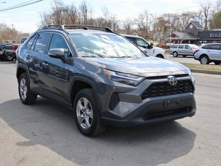 Used 2022 Toyota RAV4 XLE image 1