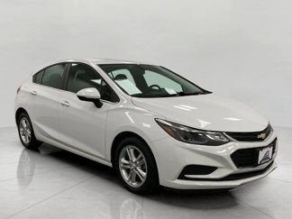 Used 2018 Chevrolet Cruze LT w/ Convenience Package image 1