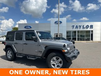 Used 2021 Jeep Wrangler Unlimited Sport image 1