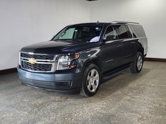 Used 2019 Chevrolet Suburban LT image 1