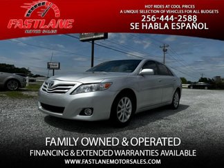 Used 2011 Toyota Camry XLE image 1