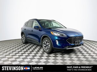 Used 2020 Ford Escape Titanium image 1