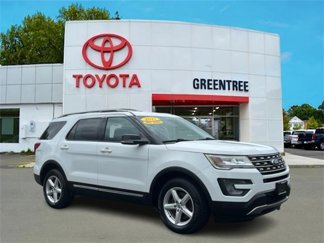 Used 2017 Ford Explorer XLT w/ Equipment Group 201A image 1