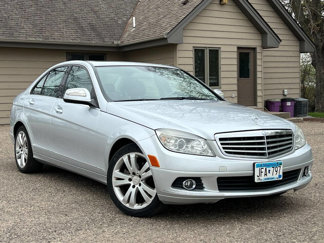 Used 2009 Mercedes-Benz C 300 4MATIC Sedan image 1