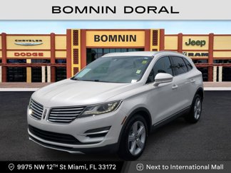 Used 2018 Lincoln MKC Premiere image 1